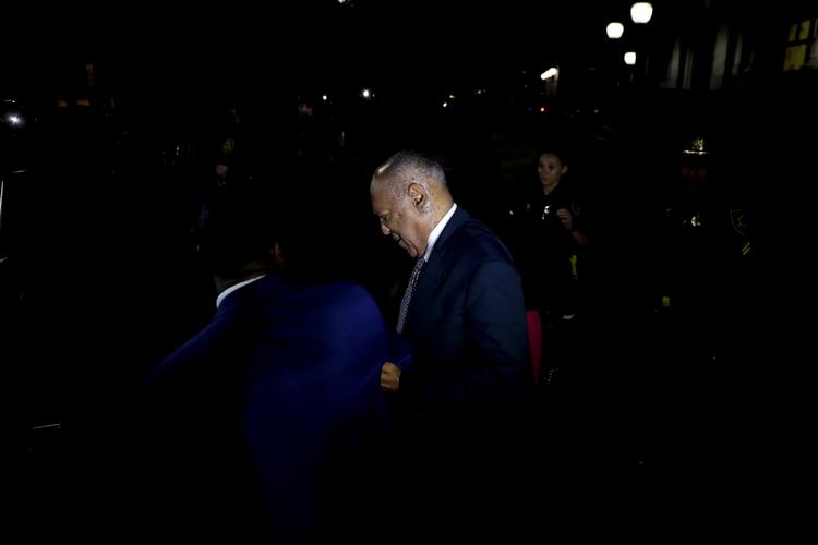 Bill Cosby betalte angiveligt godt 20 millioner kroner til Andrea Constand for år tilbage.   Matt Slocum/AP