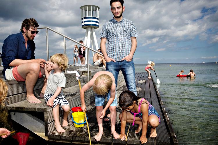 For nogle bådﬂygtninge er der et liv efter den farlige rejse over Middelhavet. Ammar Chaikh Bakri er en af dem. 
