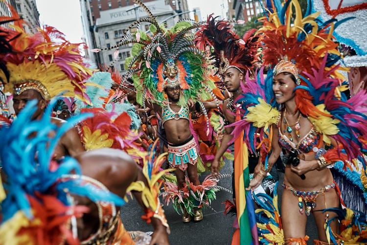 Medlemmer af det Caribiske pride-miljø til årets pride march i New York City. 