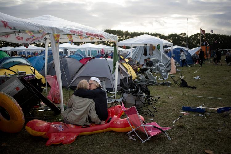 »Vi har fundet balancen mellem at rette opmærksomheden mod noget, der er forfærdeligt og samtidig have god humor«, siger Birgitte Qvist-Sørensen, generalsekretær i Folkekirkens Nødhjælp om organisationens video. 