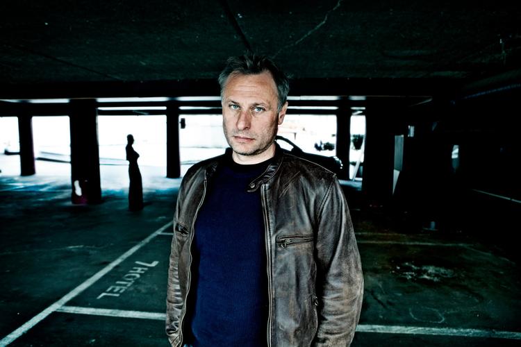 Mikael Nyqvist er død, 56 år gammel. Dette billede er taget, da han var i København i forbindelse med premieren på filmen 'Pigen der legede med ilden'.
   
