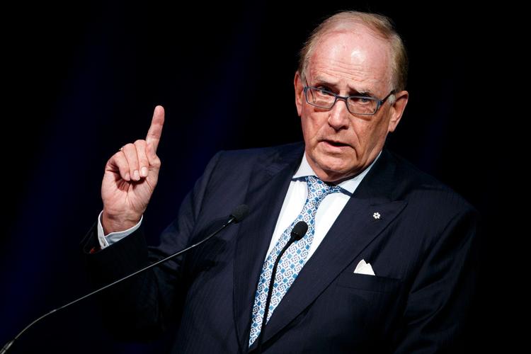 Richard McLaren afslørede statsdoping i Rusland, og nu har professoren placeret en bombe under landets fodbold et år før VM. 