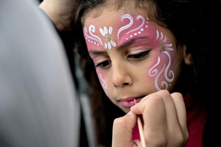 Festen Eid markerer, at muslimernes faste er slut og bliver hvert år fejret af tusindvis af muslimer i Danmark. Billedet er fra en tidligere Eid-fest, og har ikke noget med Rigshospitalet at gøre.  