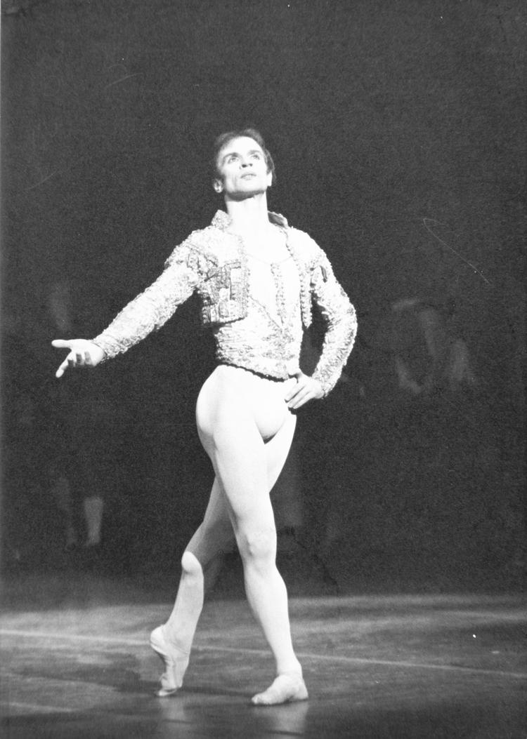 Stjerne. Rudolf Nureyev optræder i Mexico i 1982. (AP Photo/FIC Archive)
   