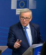 
   Jean-Claude Juncker kom op i det røde felt, da ganske få EU-parlamentarikere var mødt op (arkiv) 