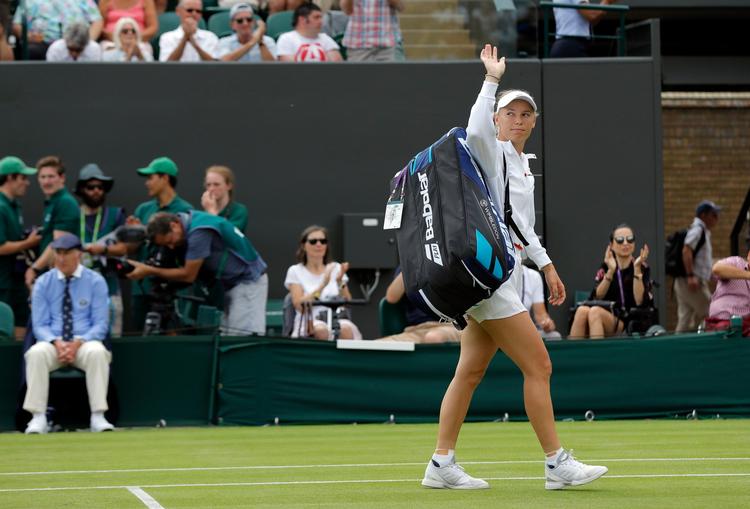Caroline Wozniacki siger farvel og tak til Wimbledon for denne gang. 