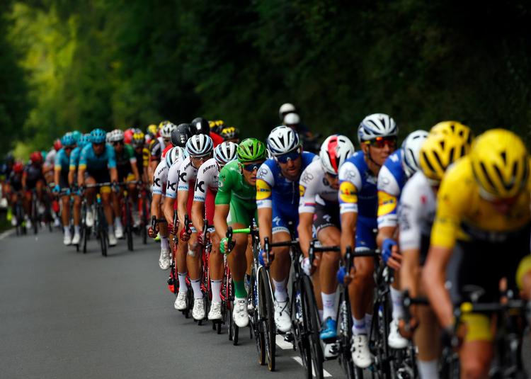 Flere af rytterne i feltet har ifølge Brian Holm fået et mentalt knæk. 