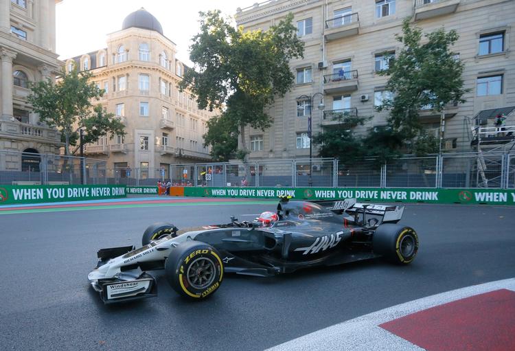 Kevin Magnussen i Baku, der er en gadebane i lighed med den, der er foreslået i København. 
