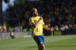  Teemu Pukki skød med skarpt og bragte Brøndby foran 1-0.
   