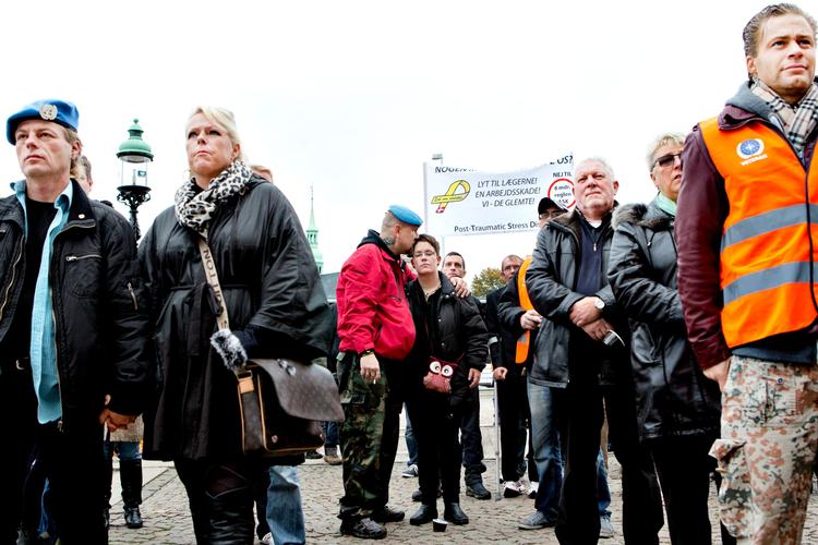 Forskningen viser, at det kun er 5-10 procent af alle krigsveteraner, der tager varigt psykisk skade af deres udsendelser. Af dem er det kun et fåtal, der ender med at gøre skade på andre. Langt flere tager livet af sig selv. 