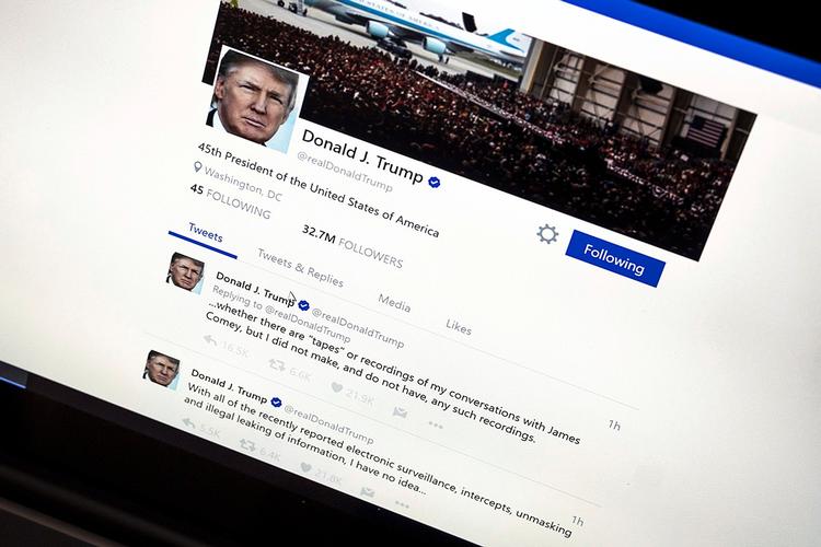Donald Trumps Twitter-konto er ikke en bot. Men ifølge en ny rapport spillede propanda-spredende robotter på sociale medier en stor rolle i hans valgsejr, hvilket har fået fænomenet til at sprede sig til resten af verden.  