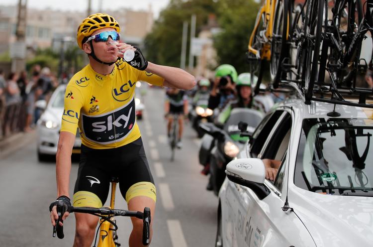 Chris Froome er vant til at nyde boblerne, når Touren er forbi, men han vil også sætte sig på Vuelta a Espana.
    
   