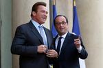 Schwarzenegger og den tidligere franske præsident Francois Hollande i april 2017.  