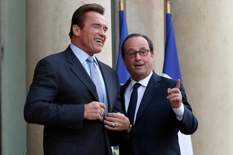 Schwarzenegger og den tidligere franske præsident Francois Hollande i april 2017.  