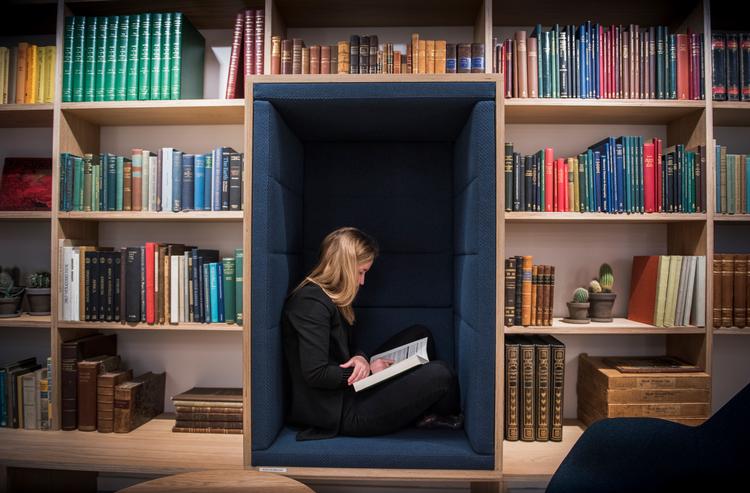 Der er ikke grund til bekymring, selvom færre unge i år bliver optaget på en videregående uddannelser, mener minister Søren Pind. Joachim Ladefoged/POLFOTO