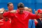 Nicolas Maduro må erkende, at Venezuela igen og igen bliver ramt af voldelige protester på grund af hans planer. 