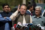 En sag om penge i skattely koster Nawaz Sharif dyrt. 