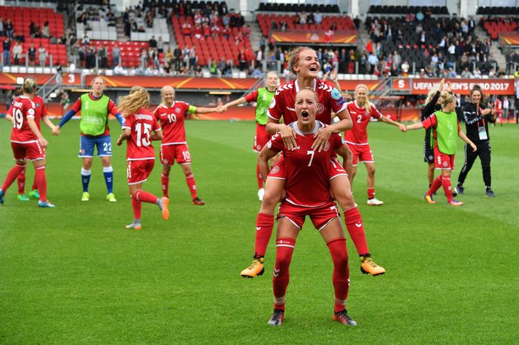 Danmark kom også i semifinalen ved EM i Sverige i 2012, men tabte dengang på straffesparkskonkurrence til Norge. Foto: Mirko Kappes 