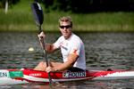 René Holten er tilbage i verdenseliten efter sin store nedtur i kølvandet på OL i Rio. Han har genfundet træningslysten - bl.a. ved at erkende, at han skal have et mere afslappet forhold til sin sport. Her er han fotograferet en træningsdag i juli på Bagsværd Sø.
   