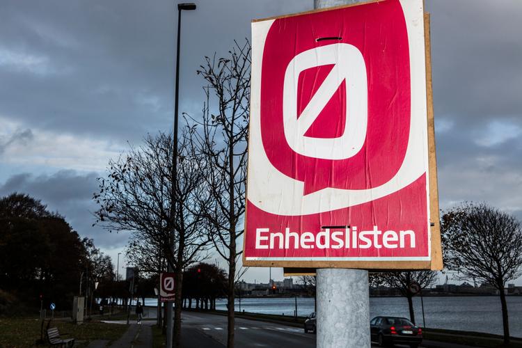 Beskyldinger om, at zionister har været dybt involveret i støtte til IS, har i dag trukket  kommunalpolitiske overskrifter.  