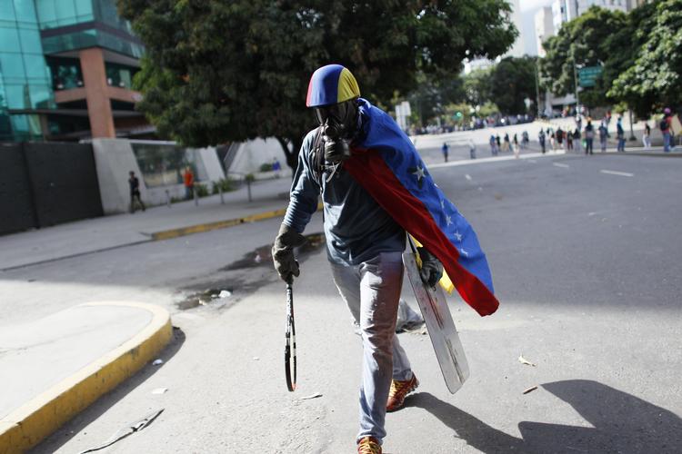 Venezuelas hovedstad Caracas har været præget af demonstrationer mod præsident Maduro, som kritikerne mener, er ved at omdanne Venezuela til et diktatur.  