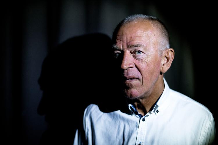 Villy Søvndal sender endnu en opfordring til Socialdemokratiet om at samle et flertal for afskaffelse af produktivitetskravet, som han mener er ved at køre de regionale sygehuse i sænk.  