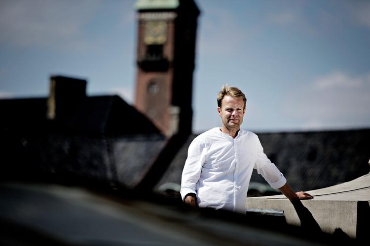 Niko Grünfeld var med til at stifte Alternativet og arbejder i dag som politisk udviklingskonsulent for partiet på Christiansborg. Men til november kan han gå hen og snuppe en borgmesterpost i København. Martin Lehmann/POLFOTO