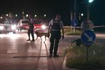 Politiet er i krydset Ruten og Åkandevej i gang med at undersøge, om der rent faktisk er affyret skud i Tingbjerg.  