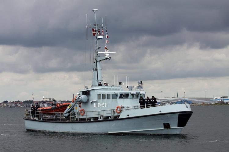 Marinehjemmeværnets fartøj 'MHV 91 BOPA' som deltager i eftersøgningen. 