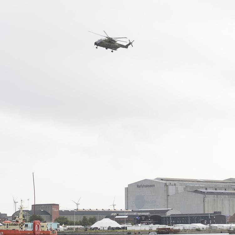 Eftersøgningen af den savnede ubåd er i gang i farvandet omkring Københavns Havn. 