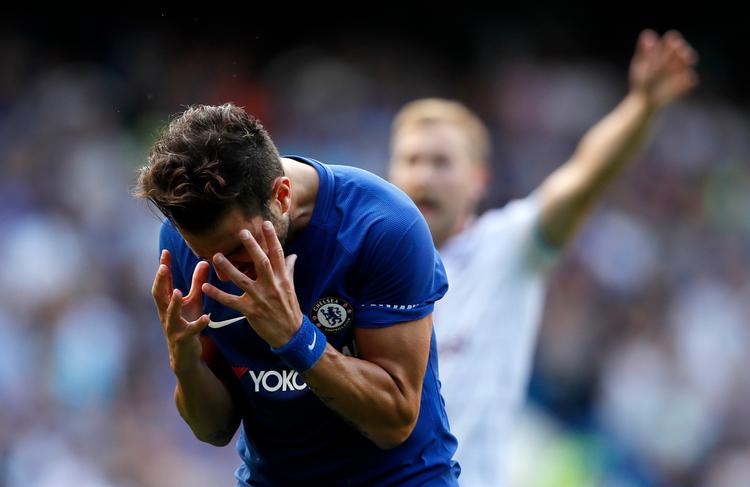 Med god grund græmmer Cesc Fabregas sig, efter at have fået Chelseas andet røde kort. 