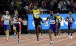 Usain Bolt må give op med 60 meter tilbage af den korte stafet. En trist afslutning for den store jamaicaner på en helt fantastisk karriere
  . 