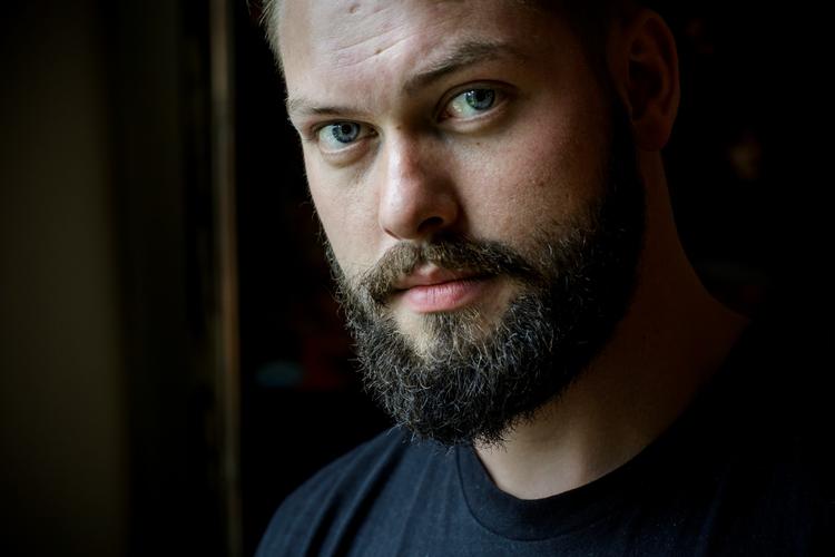 Det er især den manglende garanti for, om der venter fast job på den anden side af studiet, der er grund til, at Marcus Jungfalk ikke benytter sig af muligheden for SU-lån.  