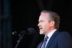 Anders Samuelsen har måttet søndag erkende, at regeringen ikke kommer igennem med lettelser af topskatten.  