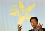 Nej-siger Nick Clegg vil råbe befolkningen op og forhindre Brexit. Derfor udgiver han snart en ny grønspættebog.  