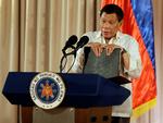 Filippinernes præsident, Rodrigo Duterte, i onsdags, hvor han truede menneskerettighedsorganisationer. Tidligere har han også lovprist drab på journalister. 