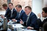 Lars Løkke Rasmussen tog forskud på kvoteskandalen ved at fjerne fiskeriet fra Esben Lunde Larsen (nr. 2 fra venstre). 