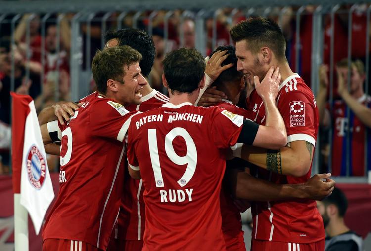 Bayern lagde stærkt fra land med en sejr i åbningskampen mod Leverkusen. 