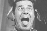 Jerry Lewis var en hyleskæg komiker og et generøst menneske, der brugte meget af sin tid på velgørende arbejde. 
   