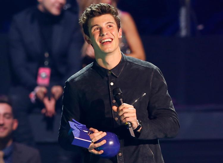 Shawn Mendes ved MTV European Music Awards 20016, hvor han vandt to priser. 