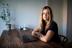 21-årige Christina Rise kunne ikke længere gange sit gennemsnit og blev derfor ikke optaget på medicinstudiet i år. »Det er vildt frustrerende, for fagligt har jeg bedre resultater end mange af dem, der er blevet optaget«, siger hun.  