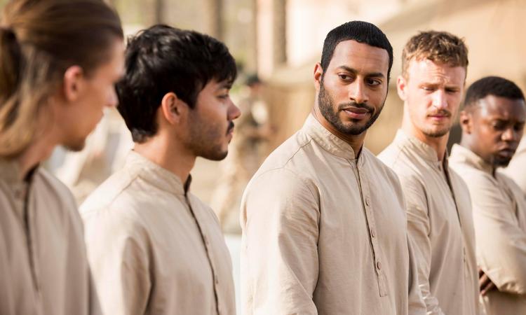 Den britiske tv-serie 'The State' følger to mænd og to kvinder, der tager til Syrien for at kæmpe for IS. Første afsnit blev set af 1,4 millioner. 