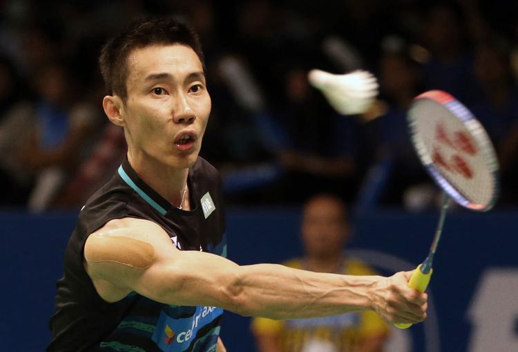 Malaysias Lee Chong Wei var en af titelaspiranterne ved VM i Glasgow, men ballet er allerede forbi efter 1. runde. 
   