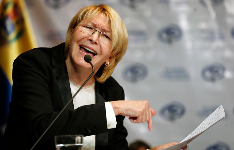 »Retssamfundet er dødt i Venezuela. Stabilitet i regionen er i fare«, siger Venezuelas nyligt afsatte rigsadvokat, Luisa Ortega Diaz. 