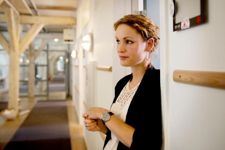 Pernille Skipper fra Enhedslisten er vært på på 'Listen – Danmarks progressive podcast'.
   