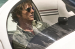 Filminstruktøren Doug Liman fortæller i 'American Made' »en sjov løgn baseret på en sand historie«, som han selv siger det. 