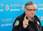 85-årige Arpaio er tidligere beskyldt for at internere fanger under umenneskelige forhold i lejre i Arizonas ørken. 