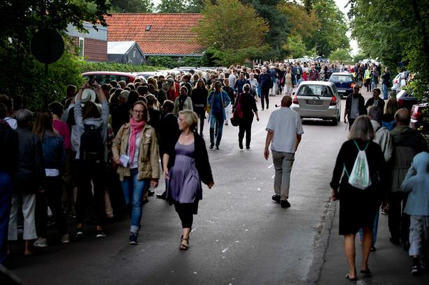 Massiv tilstrømning. 5000 besøgende gik gennem tælleapparaterne lørdag. 