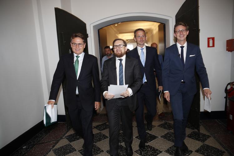 Regeringen har præsenteret et udspil til skattelettelser for 23 milliarder kroner.
  