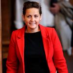 »Regeringen bør tage skyklapperne af og gå en helt anden vej«, skriver Pia Olsen Dyhr oven på regeringens erhvervsudspil. (Arkivfoto) 